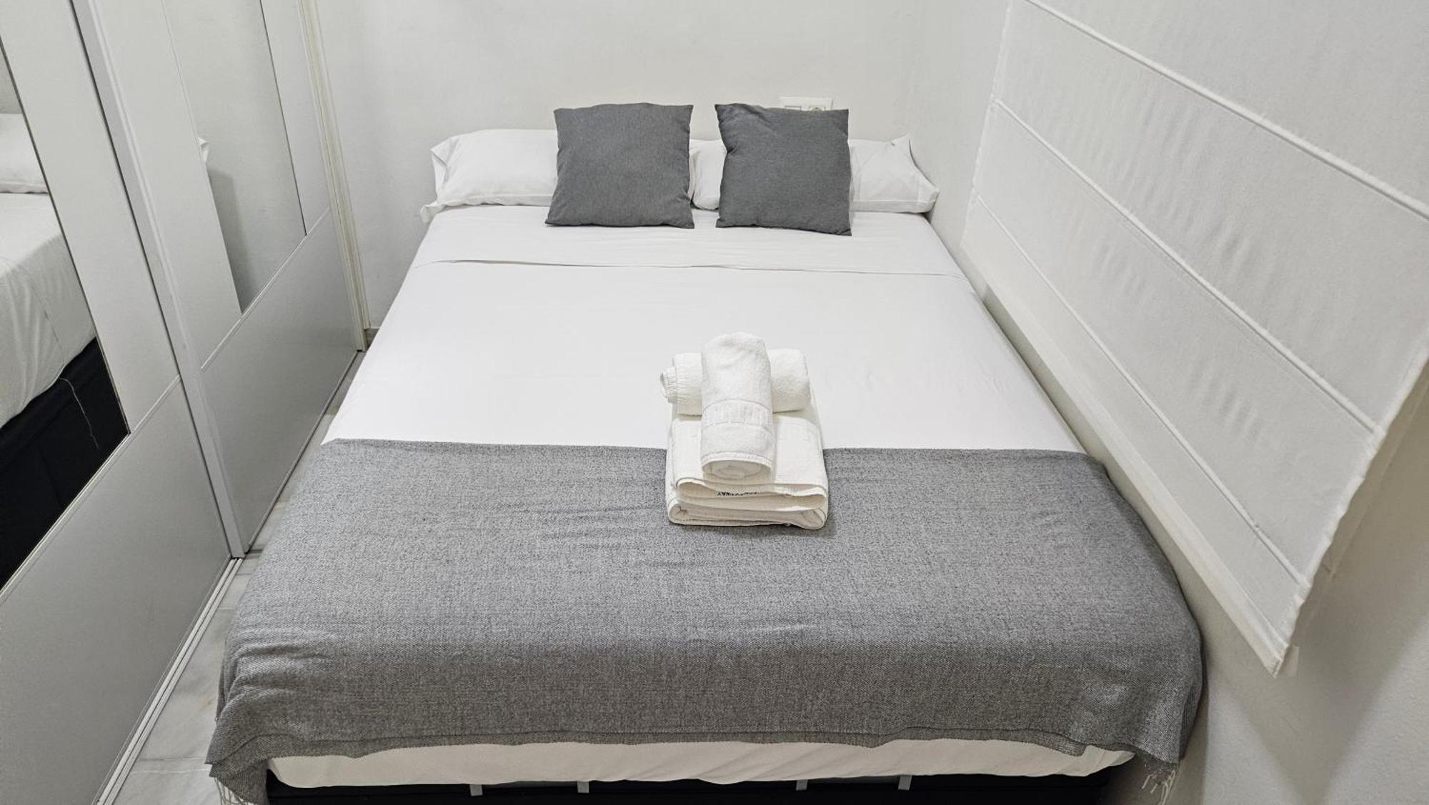 Wish Suite Feria De Sevilla Экстерьер фото